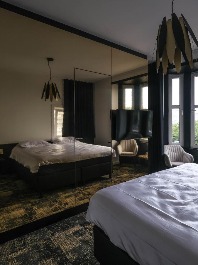 Bed & Breakfast Maison Noire Westende-Bad Incl Parking & Ontbijt ミデルケルケ エクステリア 写真